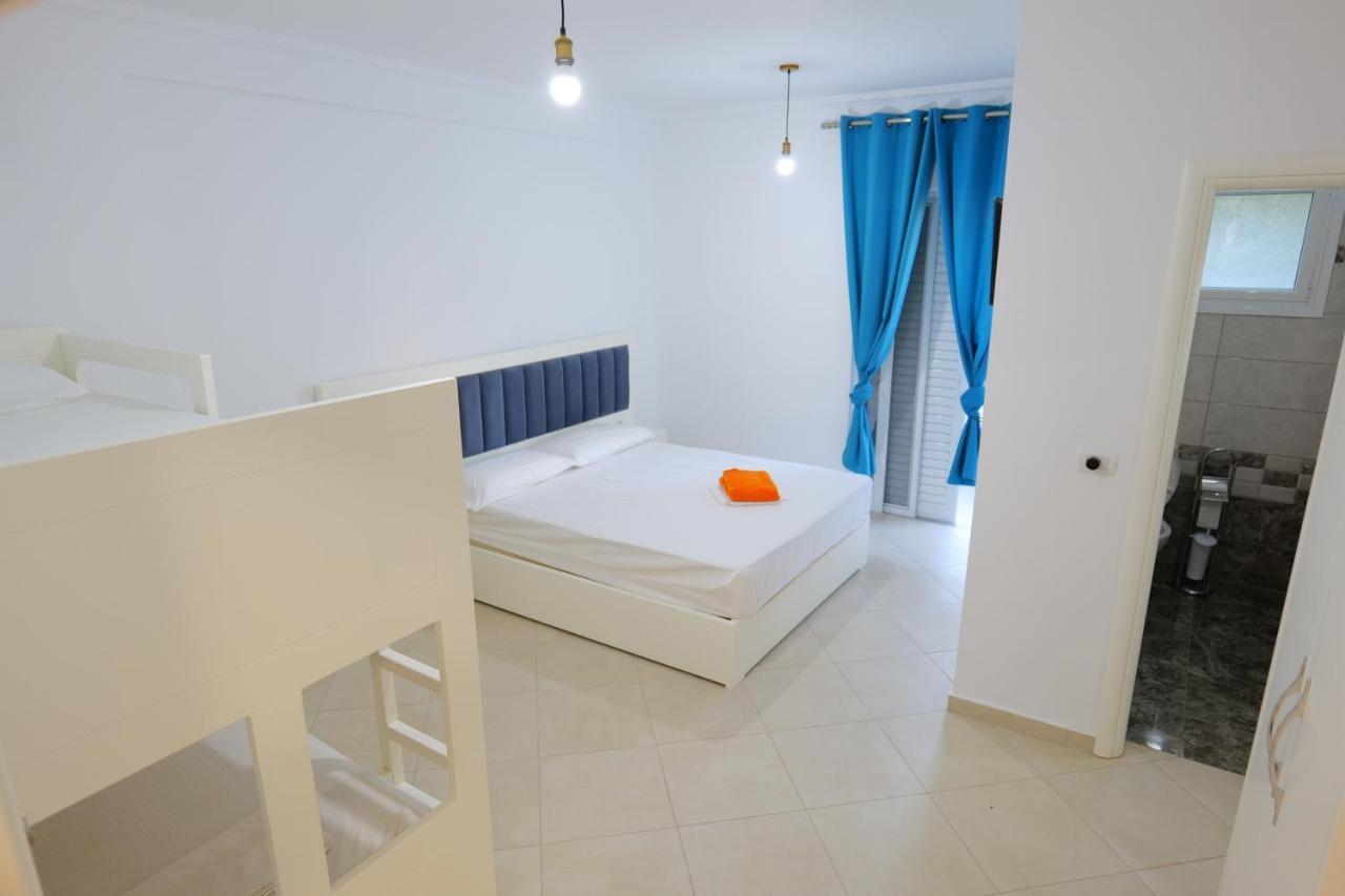 Davide Rooms Sarandë Exterior foto