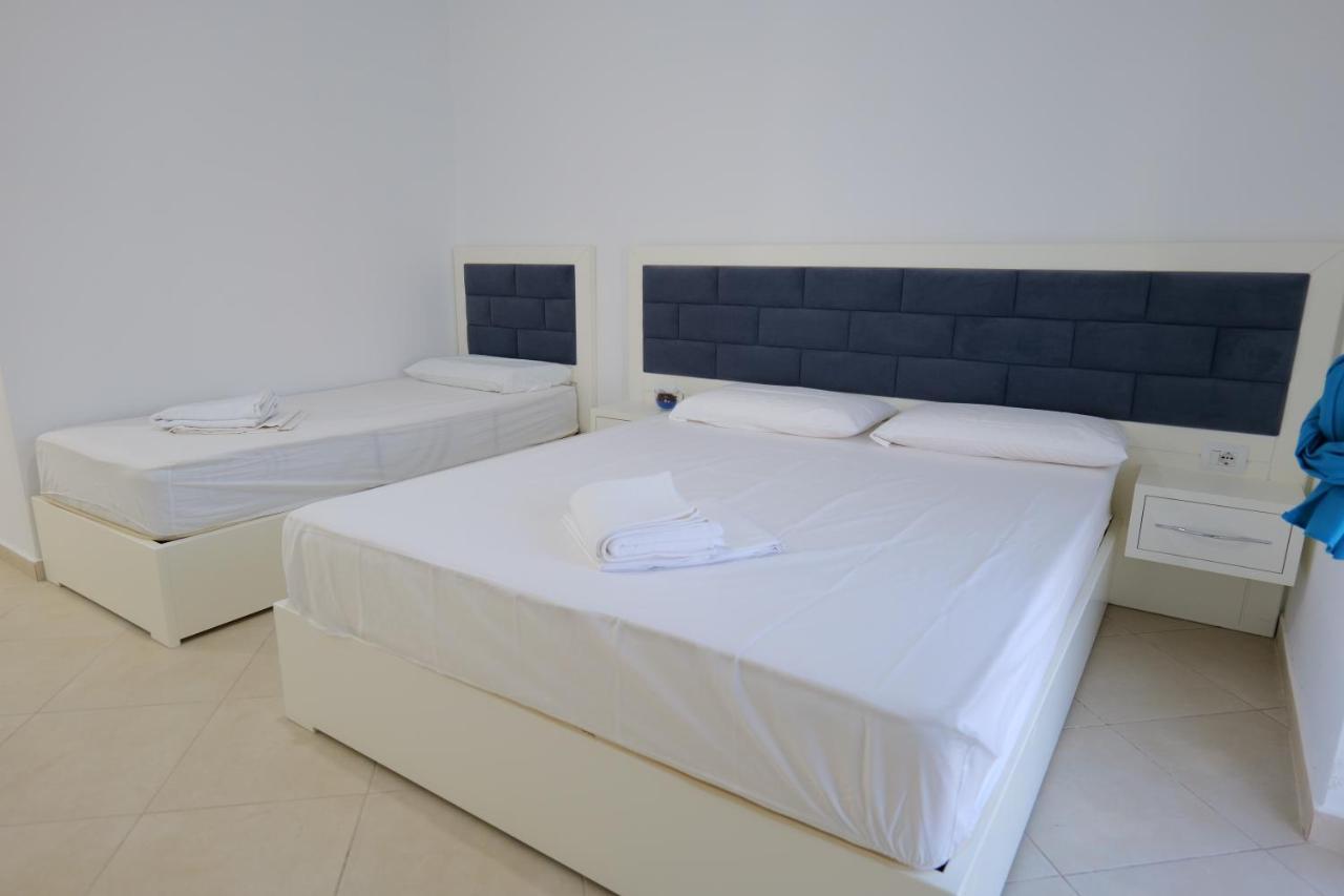 Davide Rooms Sarandë Exterior foto